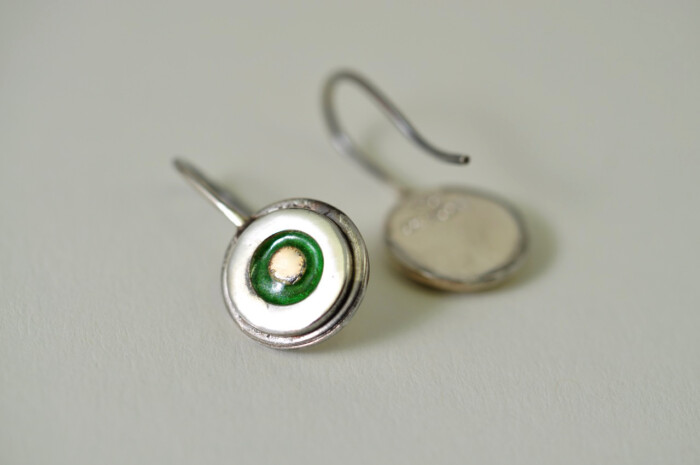 Emalje-ørering. Monbo - Håndlavede smykker