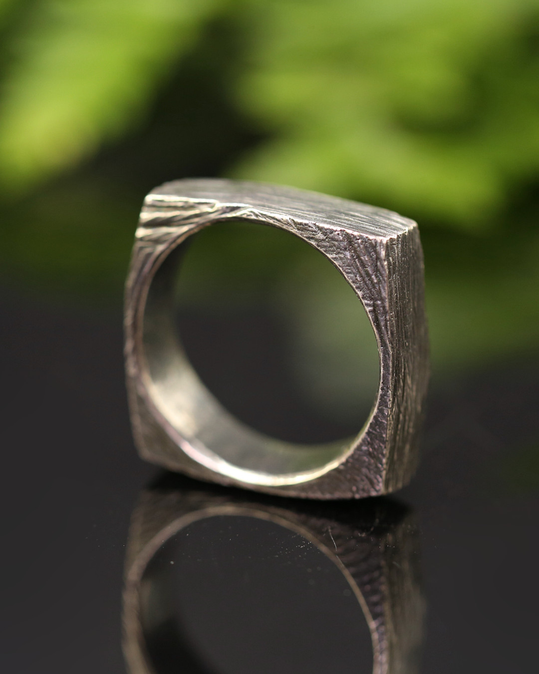 Square ring | Monbo
