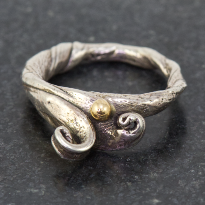 Svane Ring - Håndlavede smykker