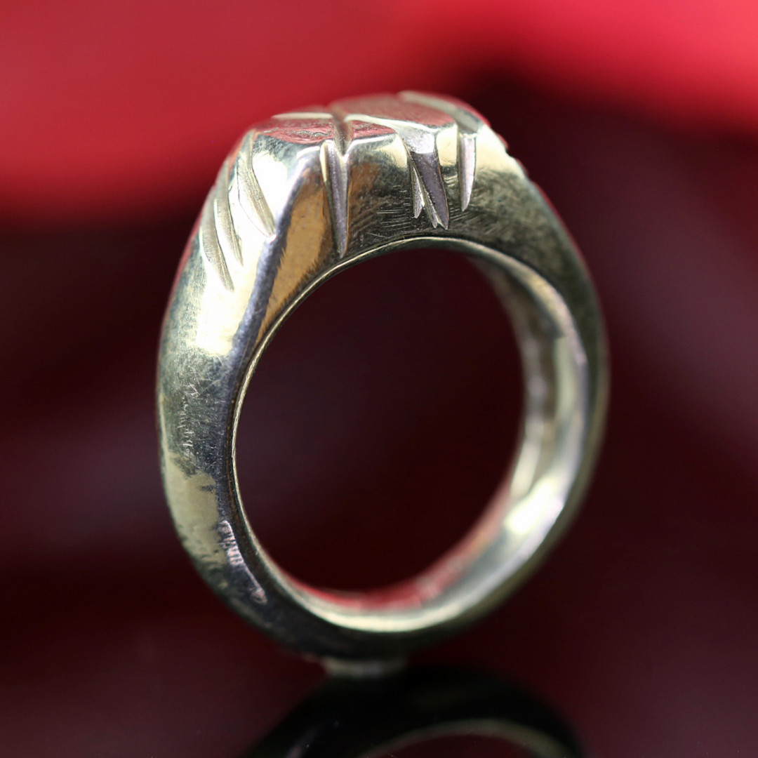 Ring med spor - Square | Monbo
